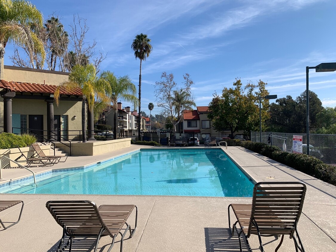 Experience the Serenity of Summer Breeze Apartments in Temecula, CA