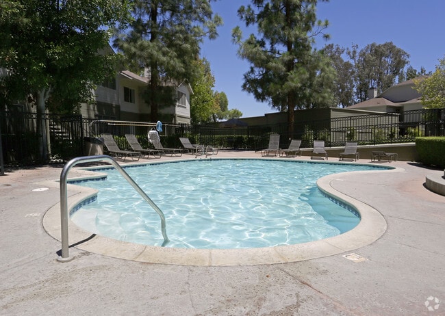 Vintage View Apartments: A Peaceful Retreat in Temecula, CA